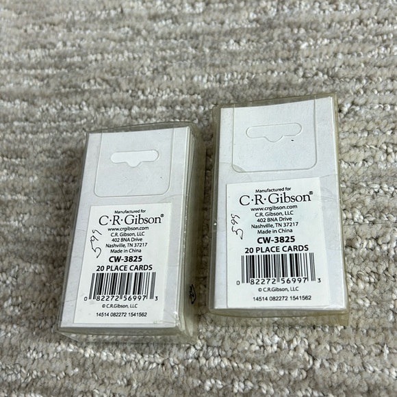 40 Silver Border Place Cards - Picture 2 of 2